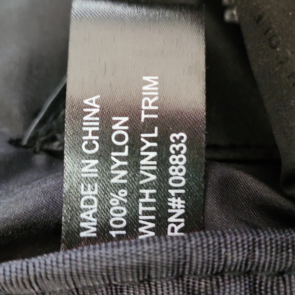 KENNETH COLE REACTION MINI BACKPACK EUC - Picture 12 of 17